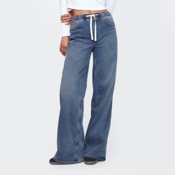 GAP Mid Rise Knit Easy Baggy Jeans - S Petite | Medium indigo - Picture 1 of 5